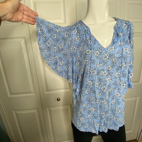 CHAPS Blue Floral Shirt Sz S EUC - Picture 3 of 11